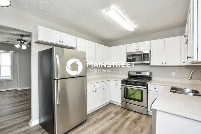 637 Woodcrest Manor Dr - Photo 7 of 15