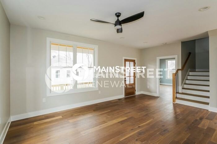 1114 Mcgavock Pike #B - Photo 4 of 17