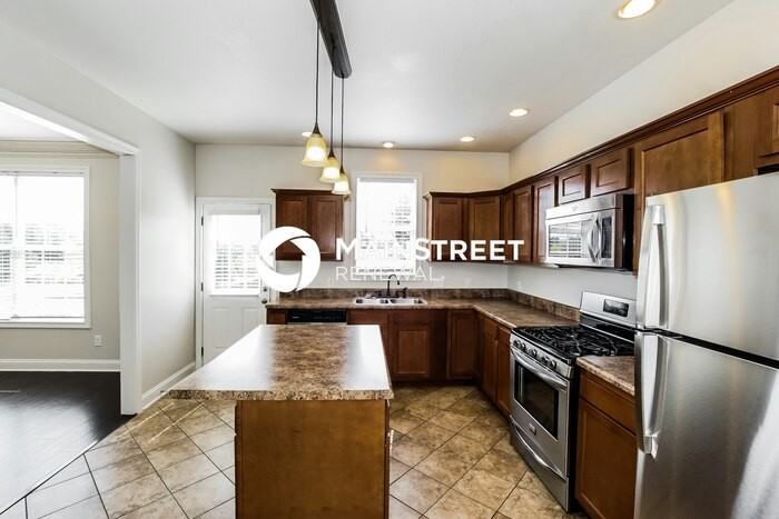 277 Green Meadows Ln - Photo 5 of 15