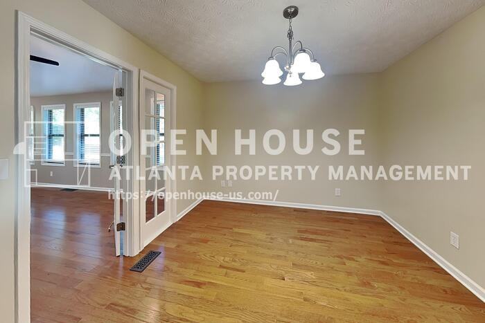 6187 Brookside Ln - Photo 7 of 20
