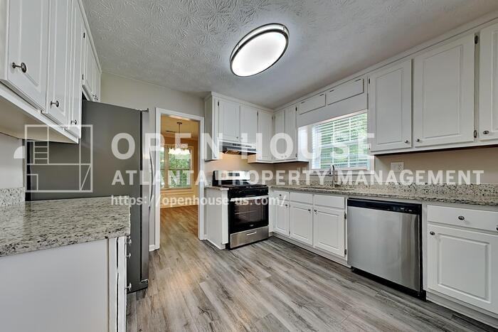 70 Leighs Grove Way - Photo 7 of 21
