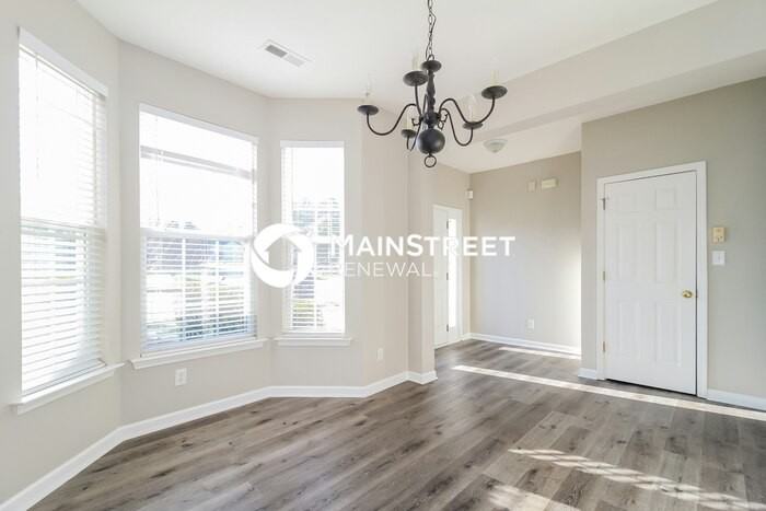 3136 Rock Pond Cir - Photo 7 of 17