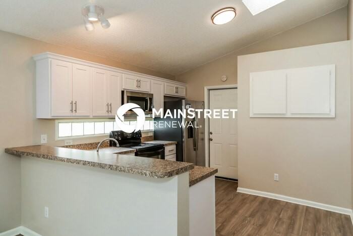 1267 Suffolk Pl - Photo 7 of 17
