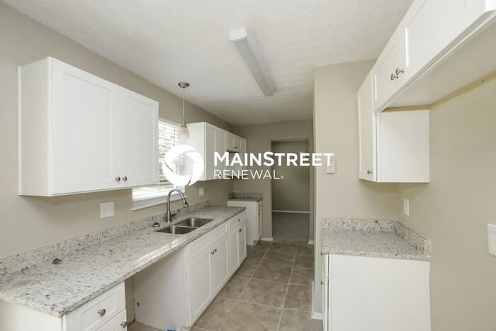5248 Long Green Ln - Photo 6 of 17
