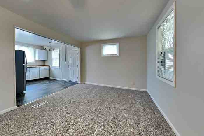 11 Seabright Ave - Photo 5 of 21