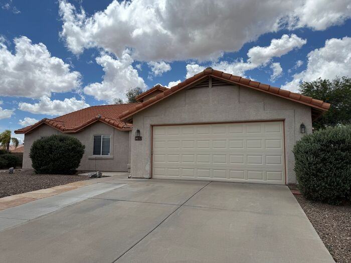 9652 E Paseo Juan Tabo - Photo 2 of 34