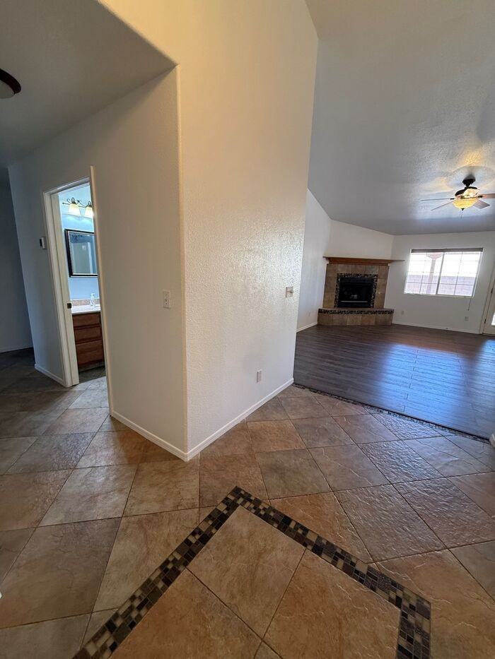 9652 E Paseo Juan Tabo - Photo 6 of 34