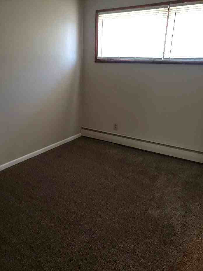 1831 Stinson Pkwy #6 - Photo 5 of 6