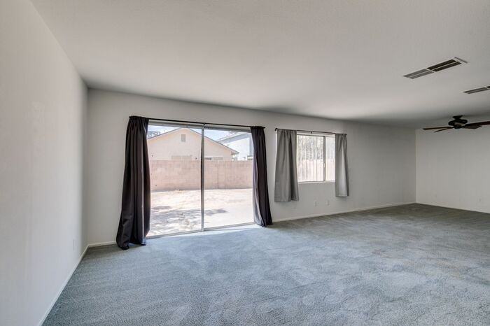 4335 Galore Ave - Photo 2 of 38