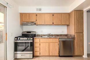 6050 W Oregon Ave #A - Photo 1 of 1
