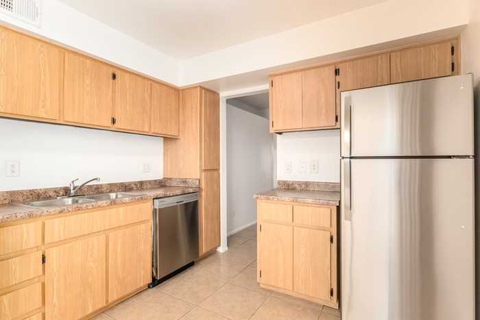 6050 W Oregon Ave #A - Photo 2 of 34