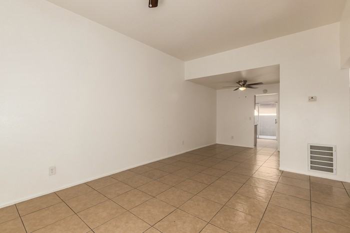 6050 W Oregon Ave #A - Photo 5 of 34