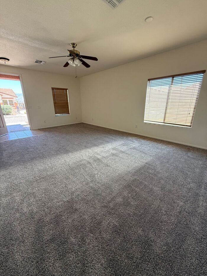 10258 E Wasp Spring Dr - Photo 2 of 22