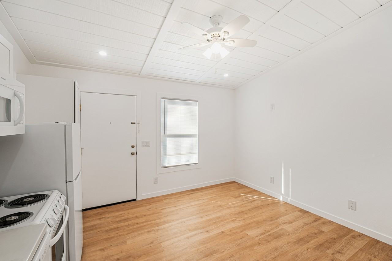Marlin Cove - Photo 5 of 50