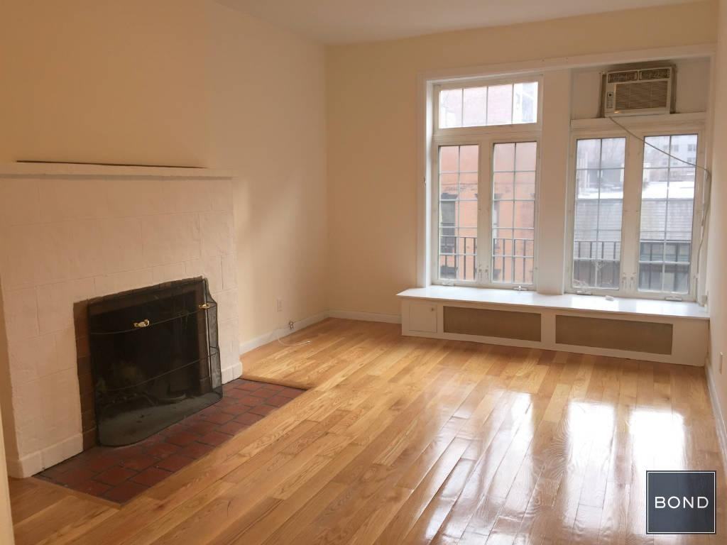 Lexington Ave & E 36th St #MT5B