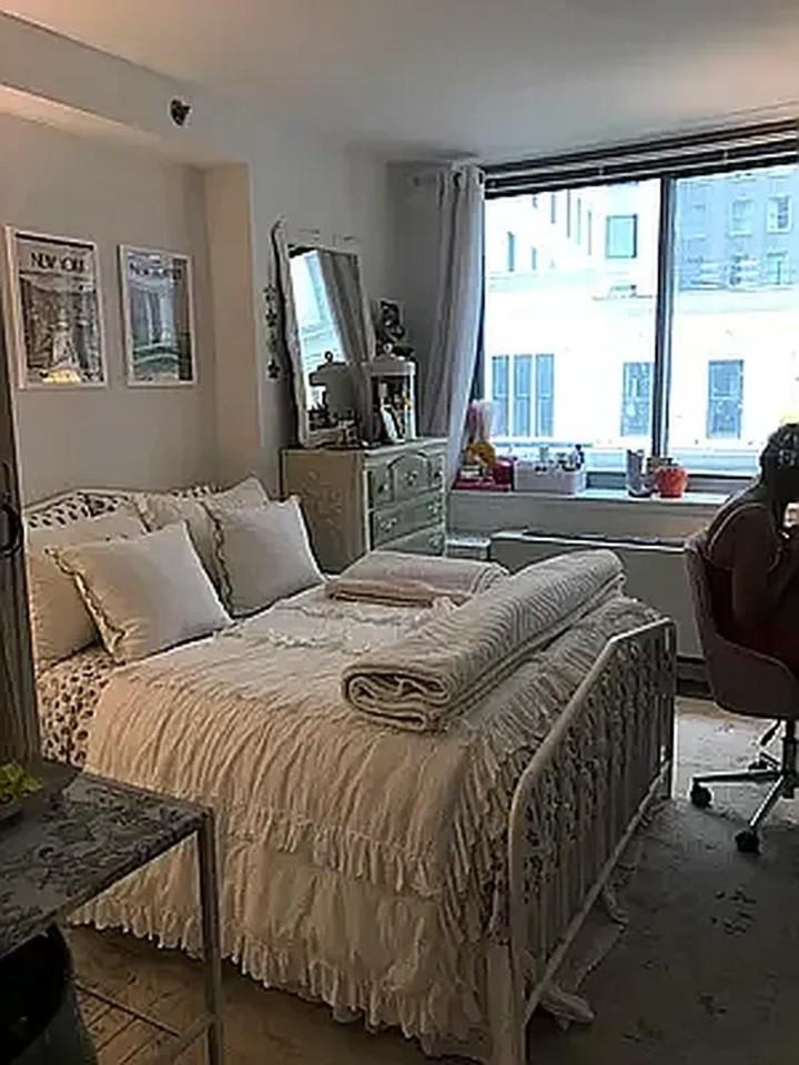 88 Greenwich St #1714 - Photo 2 of 8