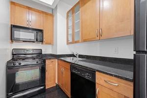 featured image of Wall St #717A
