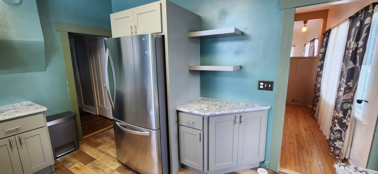 403 3rd Ave E #1 - Photo 5 of 26
