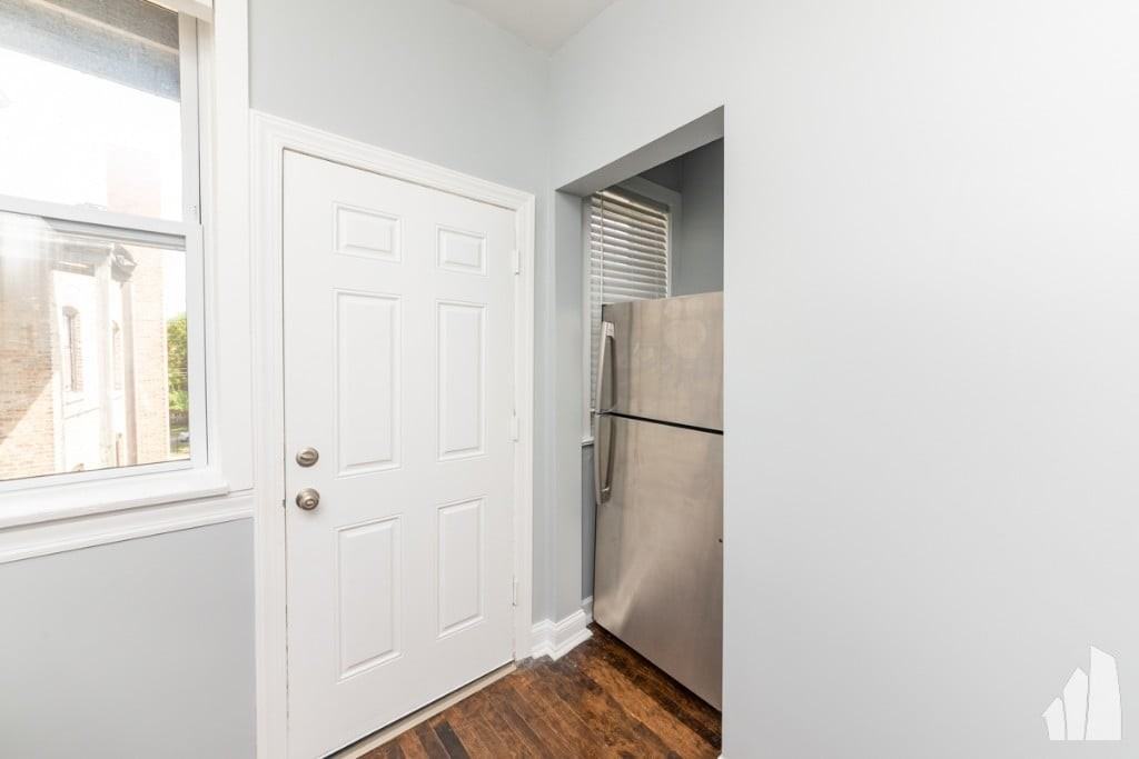 312 Lee St #312-1 - Photo 2 of 15
