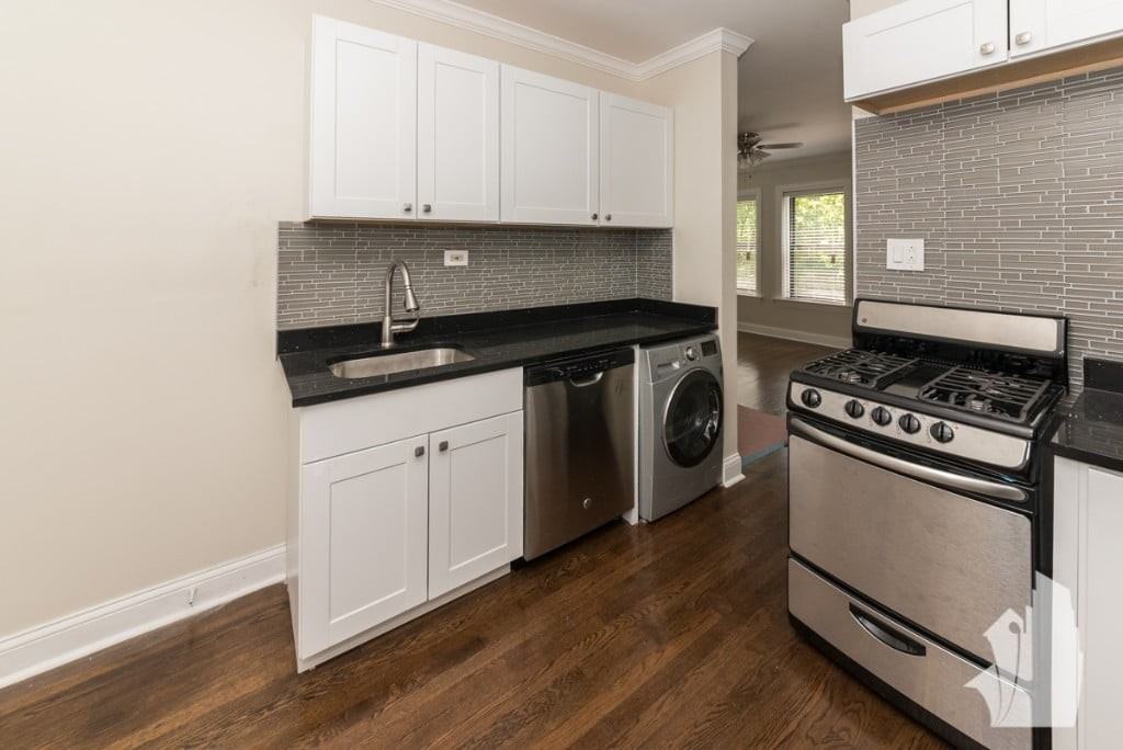 1054 W Lill Ave #1056-2 - Photo 5 of 6
