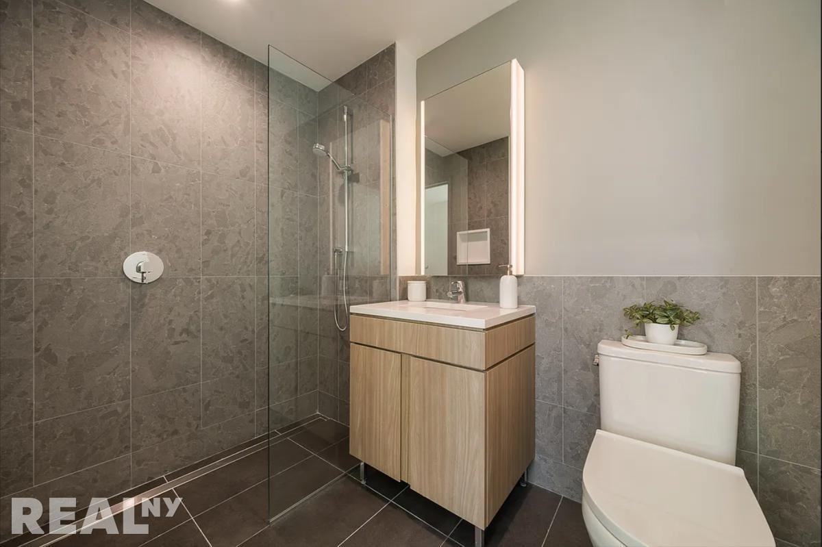 Dekalb Ave #16J - Photo 6 of 11