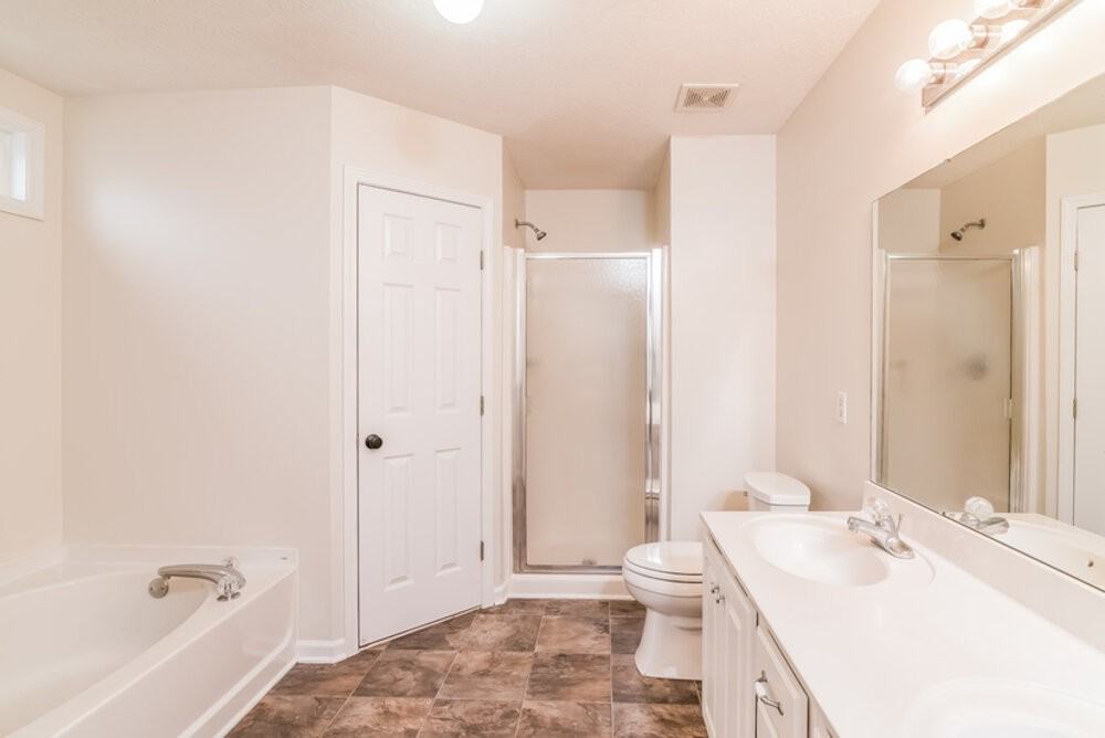 1907 Stoney Meadow Dr - Photo 6 of 15