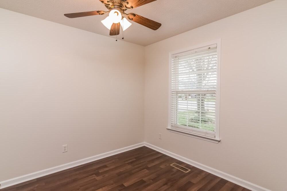 1907 Stoney Meadow Dr - Photo 7 of 15
