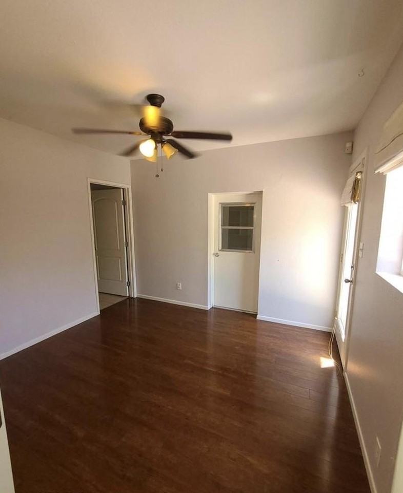 1407 W Glenrosa Ave - Photo 6 of 10