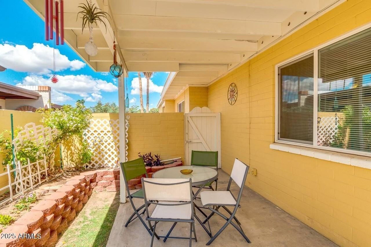 5001 S La Rosa Dr #B - Photo 2 of 17