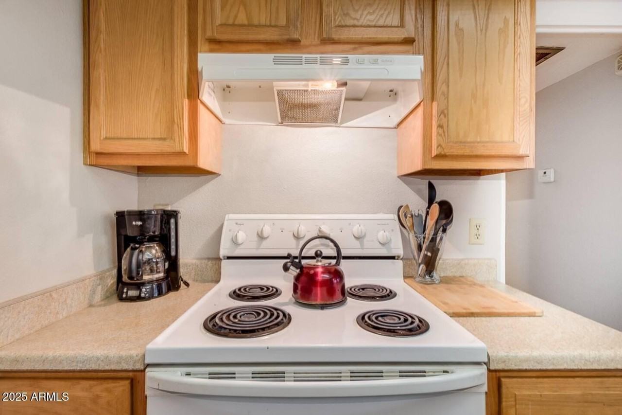 5001 S La Rosa Dr #B - Photo 7 of 17