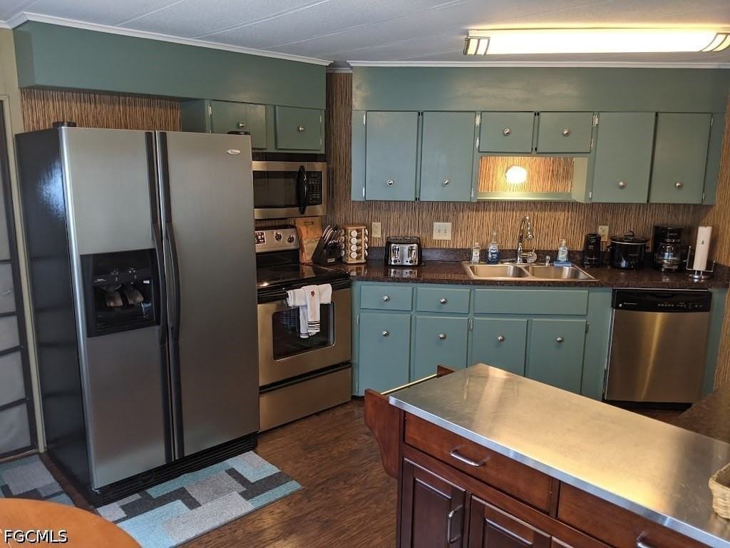10011 Merion Ct - Photo 4 of 15