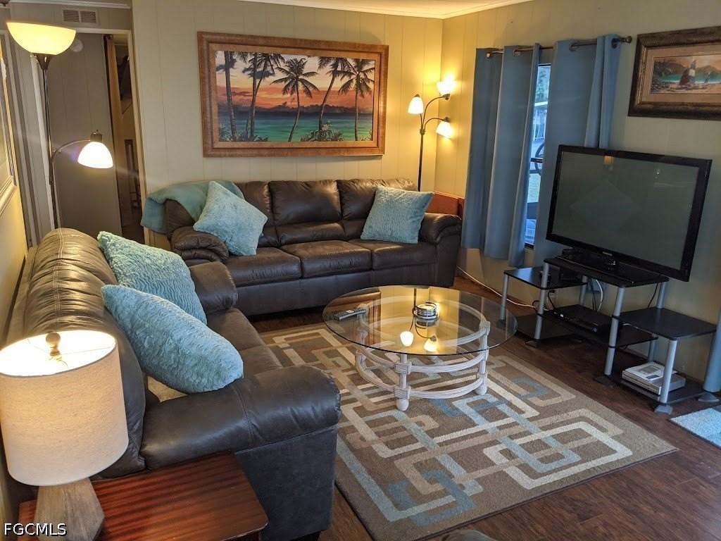 10011 Merion Ct - Photo 7 of 15