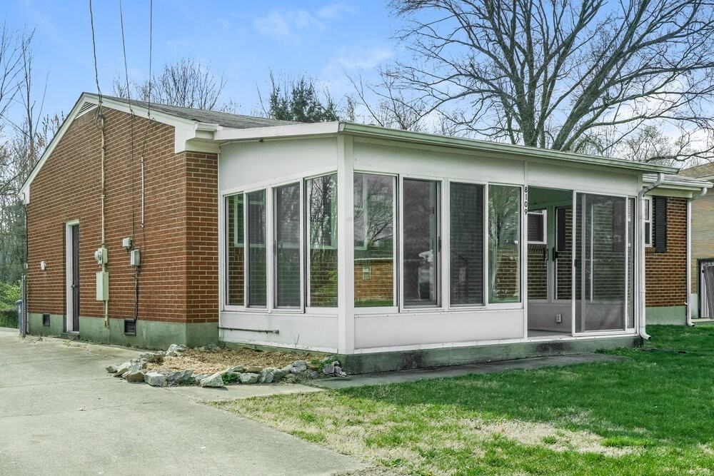 8109 Rocky Gap Rd - Photo 4 of 16