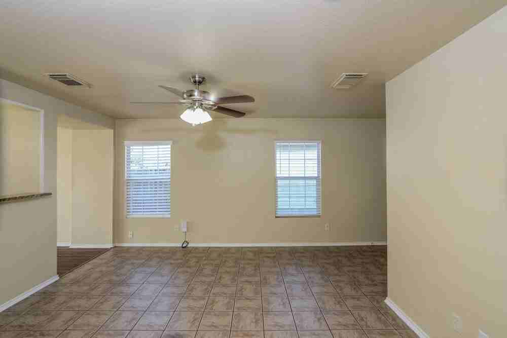 10138 Amber Coral - Photo 7 of 25