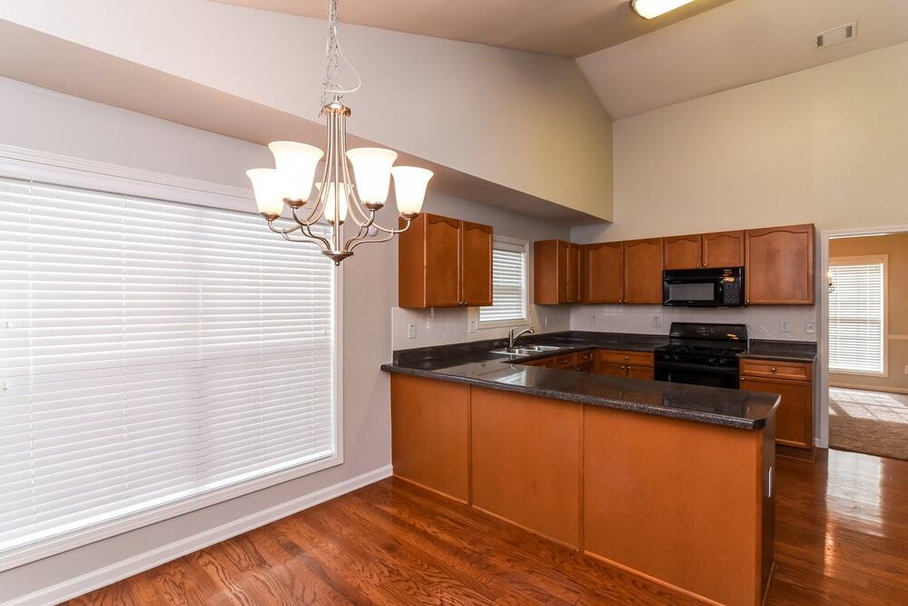 833 Creek Bottom Rd - Photo 6 of 14