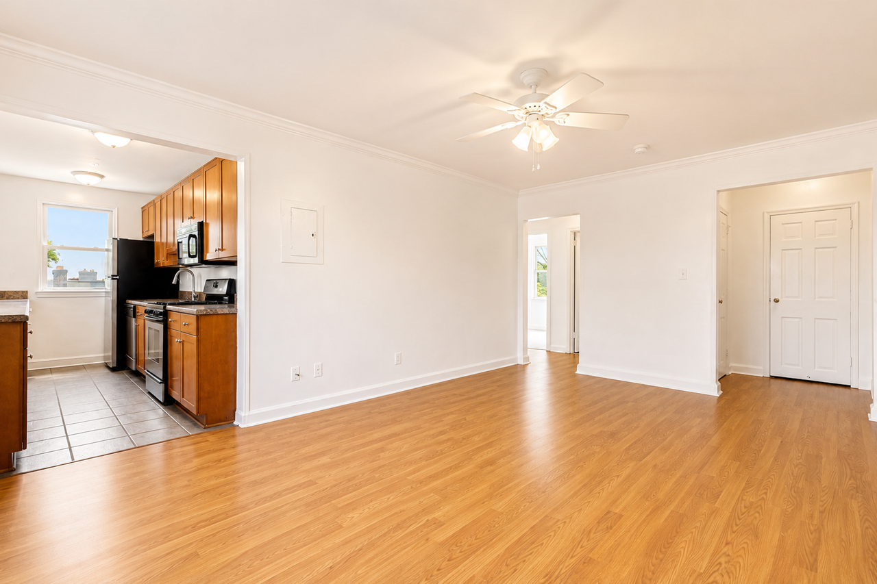 3937 S St Se #108 - Photo 3 of 17