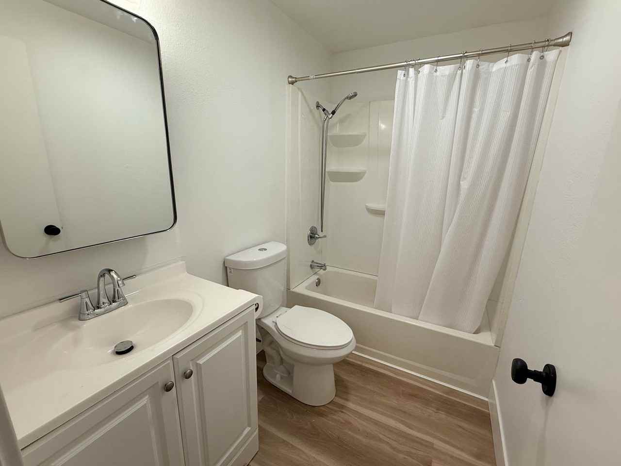 6228 Se Knapp St - Photo 5 of 11