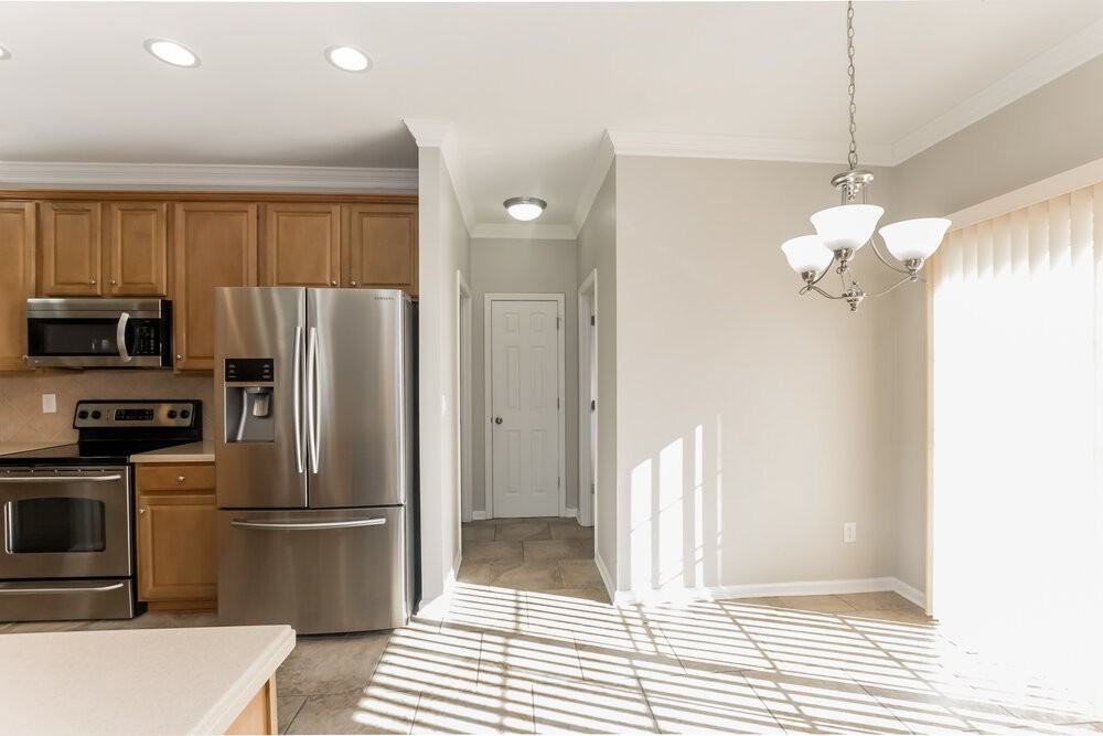 13633 Waverton Ln - Photo 4 of 16