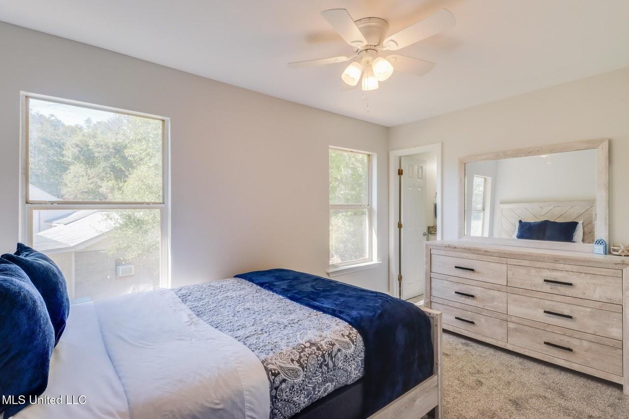 229 Milray Ln - Photo 6 of 14
