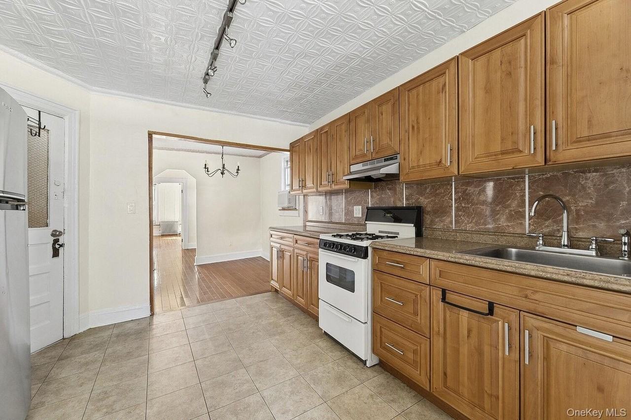 151 Berry St #3L - Photo 3 of 7