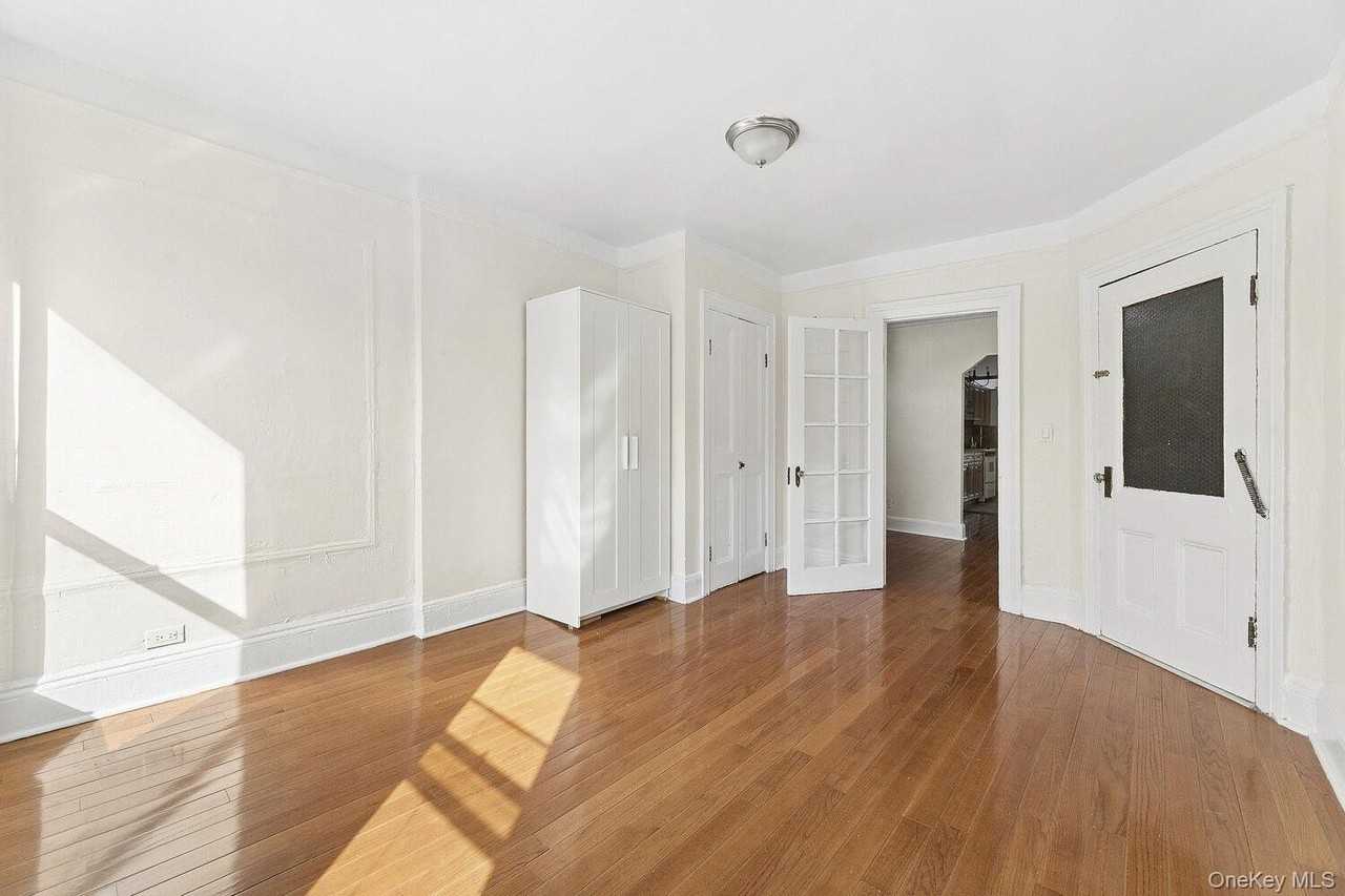 151 Berry St #3L - Photo 6 of 7