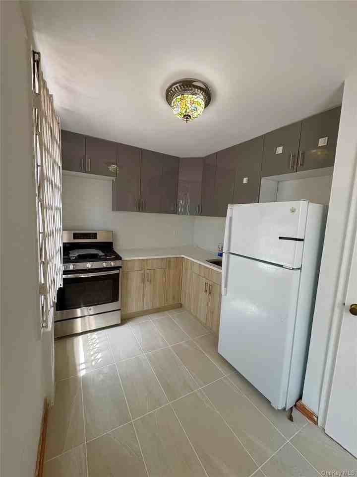 6750 Thornton Pl #2U - Photo 7 of 13