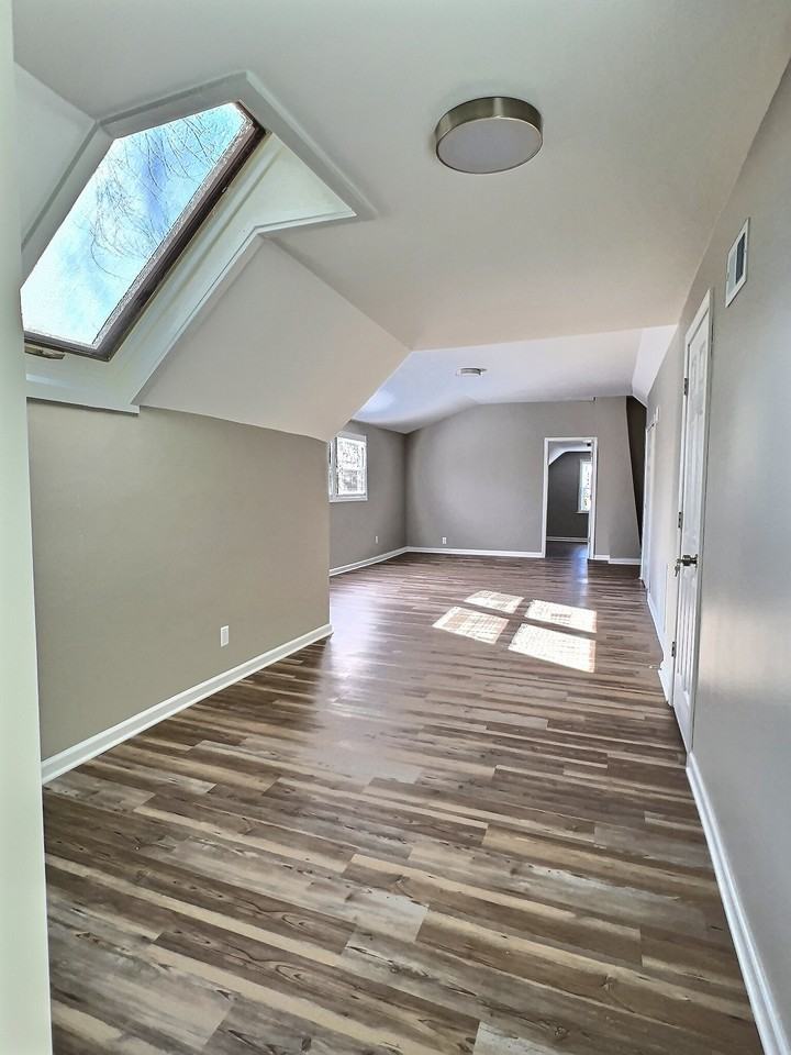 2501 N Bartlett Ave #B - Photo 2 of 7