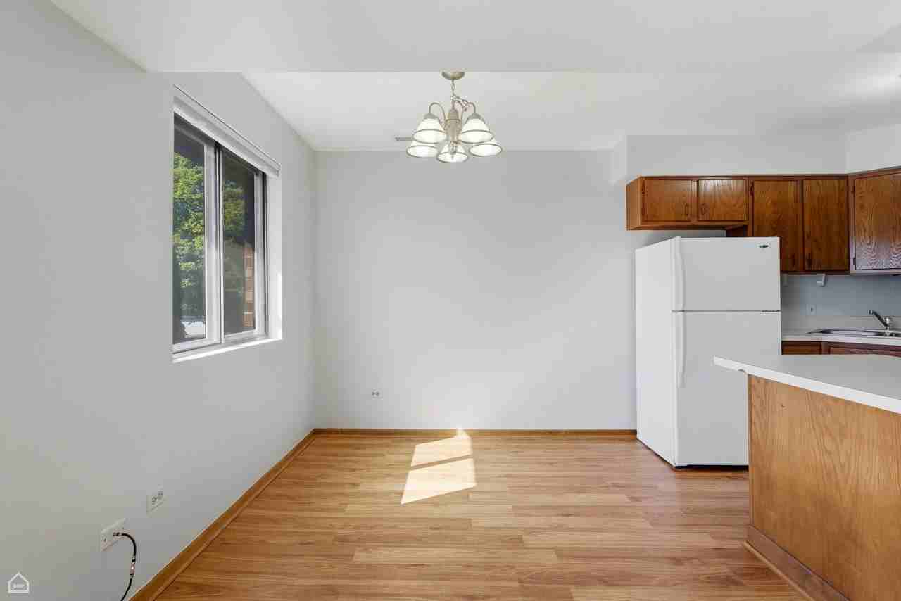 187 Uteg St #206B - Photo 6 of 18