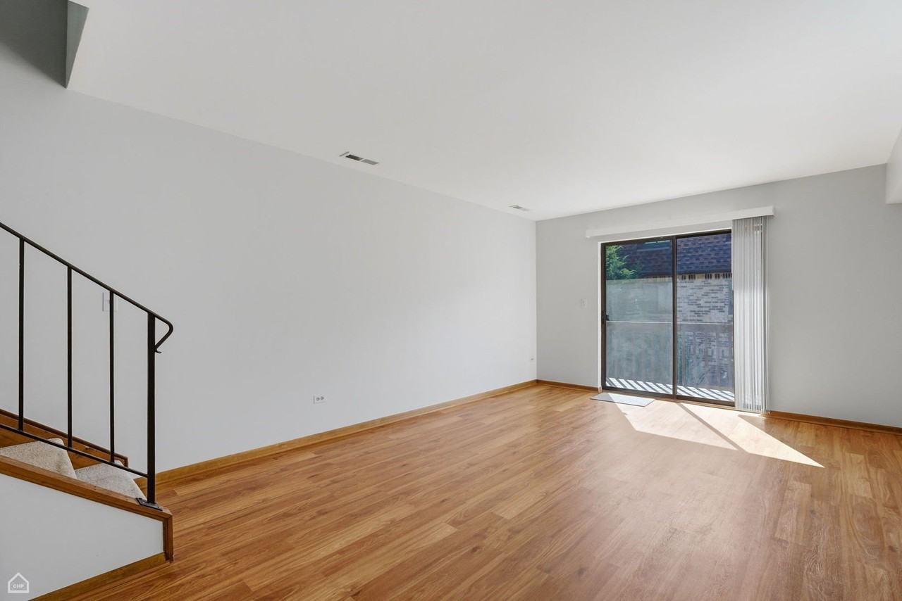 187 Uteg St #206B - Photo 7 of 18