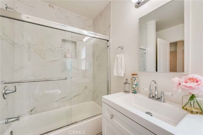 13219 Halcourt Avenue - Photo 6 of 10