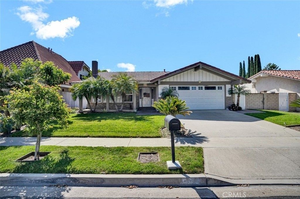 15442 Eiffel Cir
