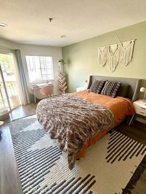 5744 Oak Bend Ln - Photo 3 of 28
