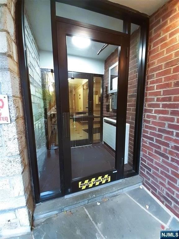 3071 Edwin Ave #5G - Photo 3 of 14