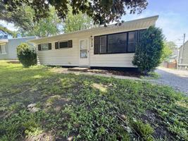 featured image of 712 Maxwell Street